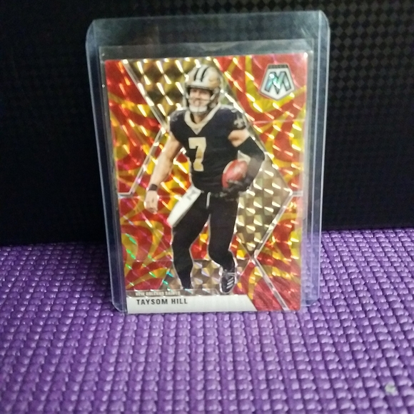 2020 mosiac taysom hill gold refractor NFL card - Picture 3 of 4